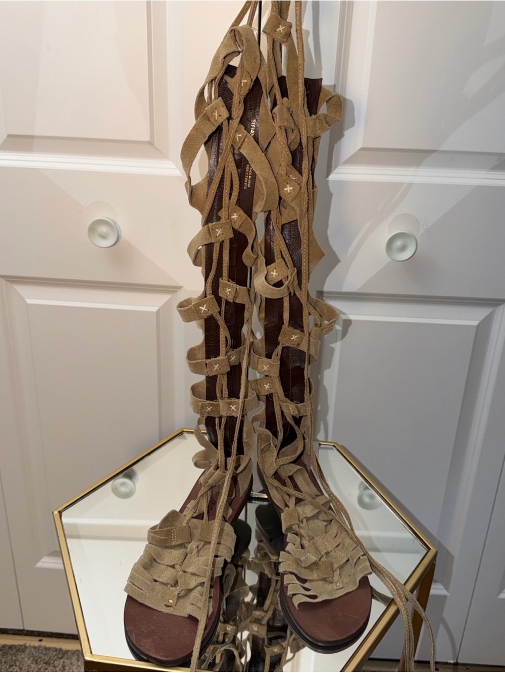 Free People Knee-High Suede Gladiator Sandals - Tan sz 38